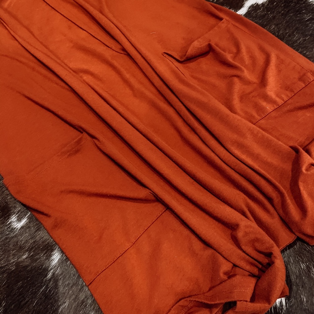 Rust-Colored Long Cardigan - Picture 2 of 3